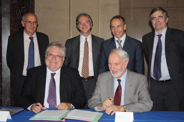 De gauche à droite: Guy Métivier, Yves Guay, Laurent Habsieger, François Lalonde, Alain Fuchs et Joseph Hubert. - © Université de Montréal