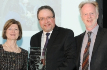 Le laboratoire Viscogliosi en génétique moléculaire des maladies musculo-squelettiques du Centre de recherche du CHU Ste-Justine fait partie des lauréats 2012 du Premio Venezia de la Chambre de commerce italienne au Canada.